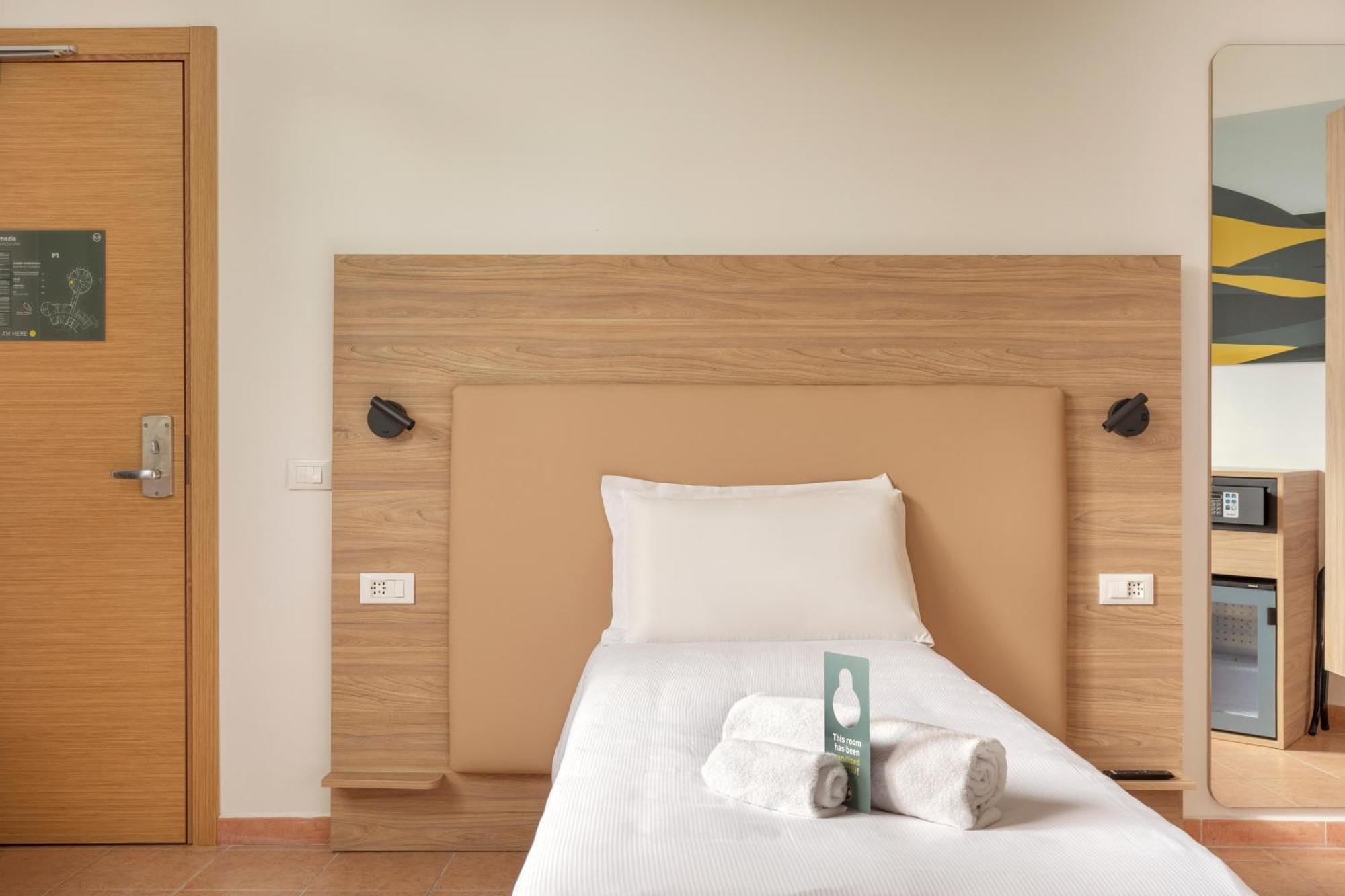 B&B Hotel Pomezia Roma מראה חיצוני תמונה
