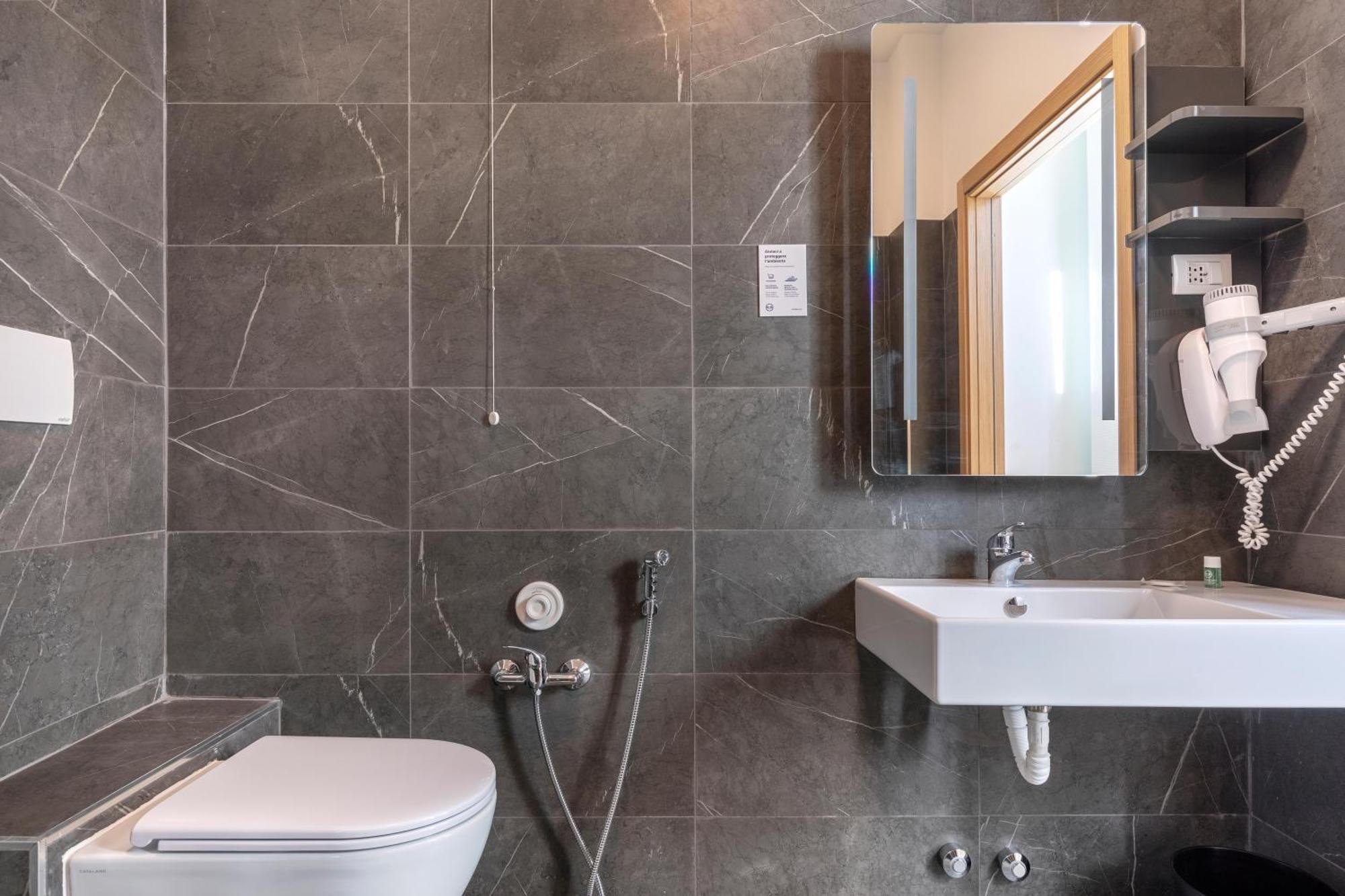B&B Hotel Pomezia Roma מראה חיצוני תמונה